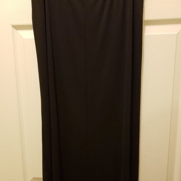 Allison Taylor long Sheer Skirt - Picture 3 of 3